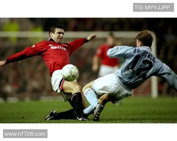 英超动态：曼联前任重金追纳乔瓜迪奥拉边后卫引援遇阻碍